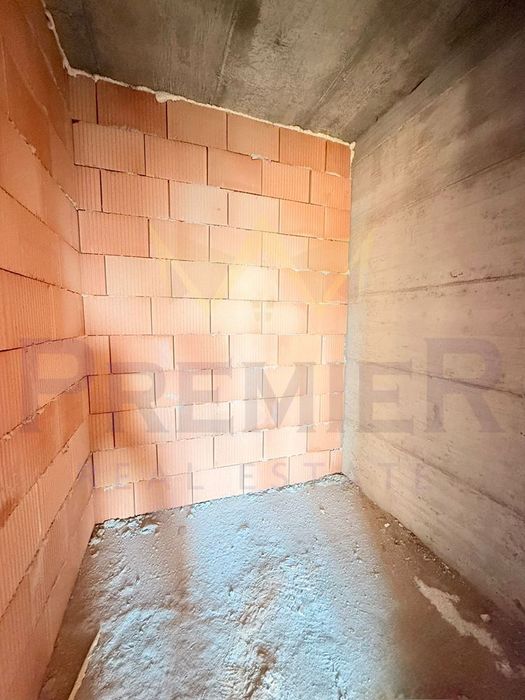 Продава се Двустаен апартамент в Варна, Възраждане 3 - 67 кв.м за 860 €/кв.м - Снимка #3