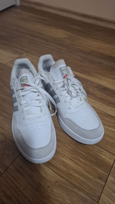 Обувки Adidas hoops