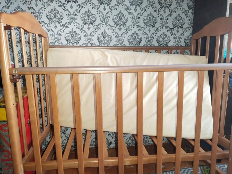 Кроватка детская