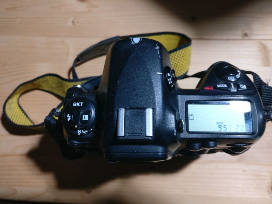 Nikon D2h +baterie