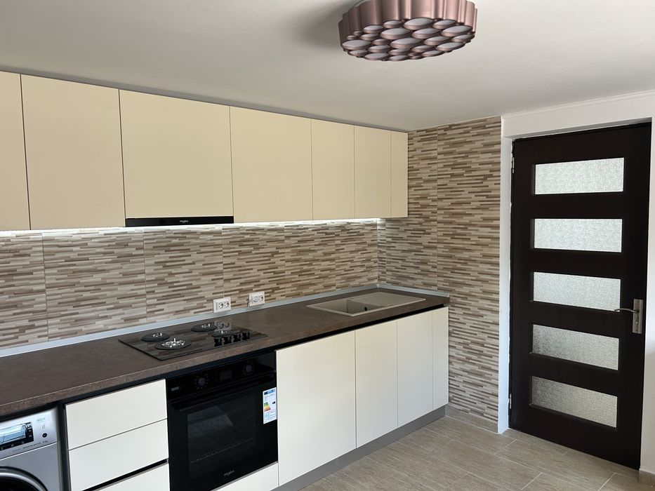 Vand casa in Roșiori de Vede renovata complet,mobilata