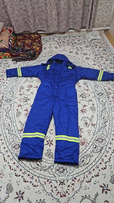 Комбез,сапоги зимние