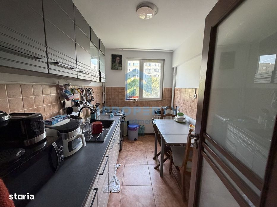 Apartament de 3 Obor , Aleea Avrig 6. Doua bai. Bloc anvelopat