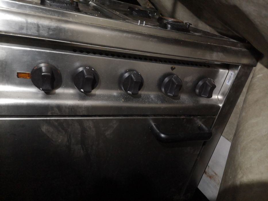 Продавам комбинирана  и професионална