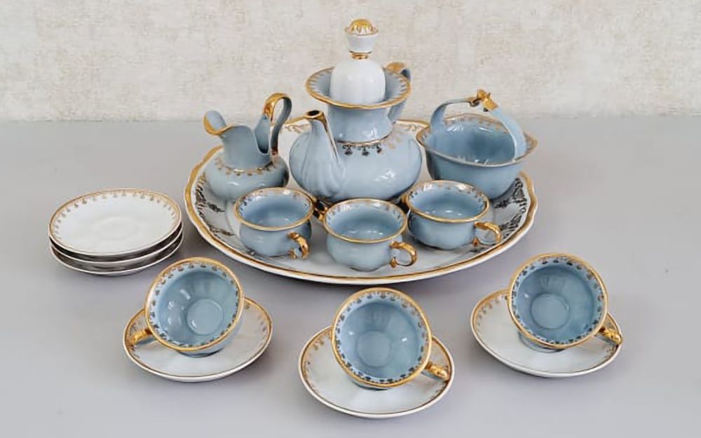 Фарфоровые чайные сервизы