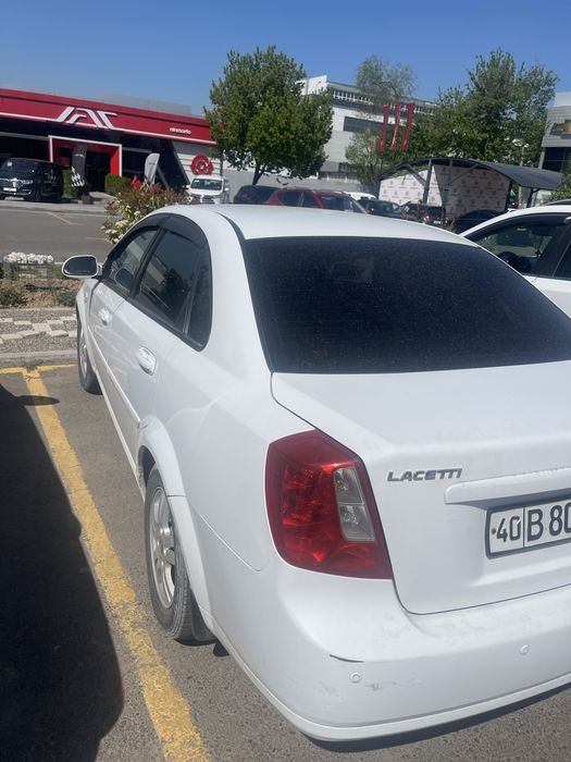 Продаю Lacetti 1,8 2009год