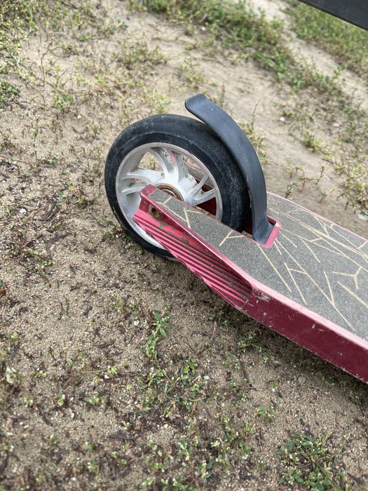 Прадам трековый самокат