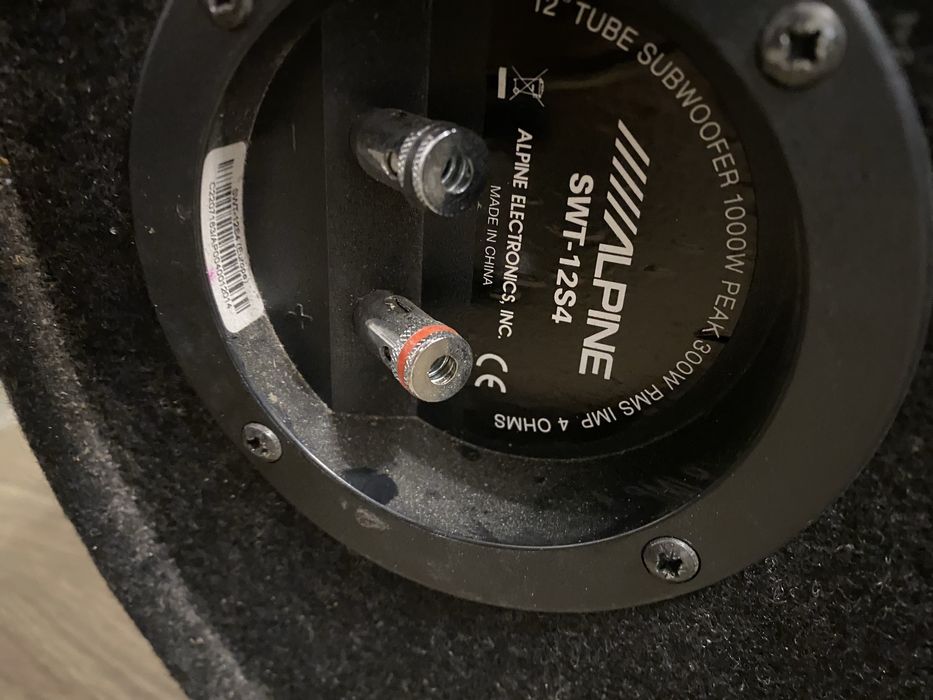 Vand subwofer alpine swt-1254 1000w + statie
