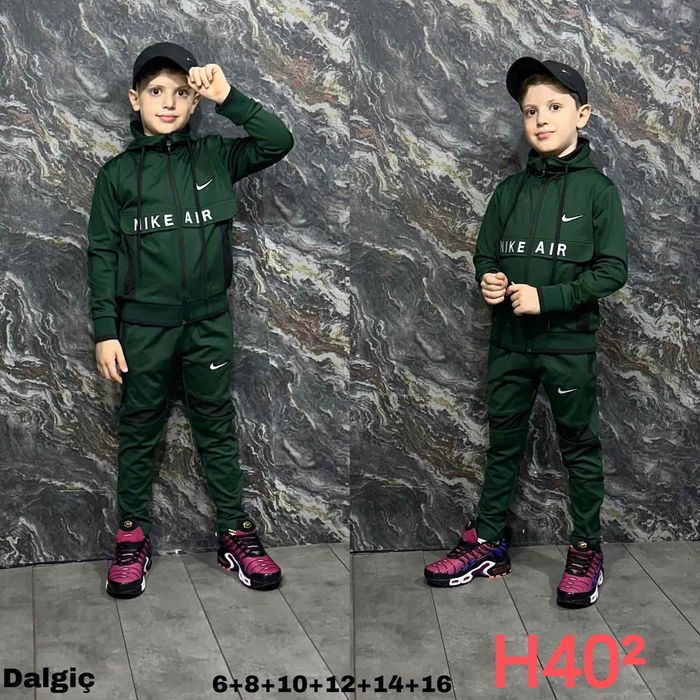 Детски екипи за момче и момиче