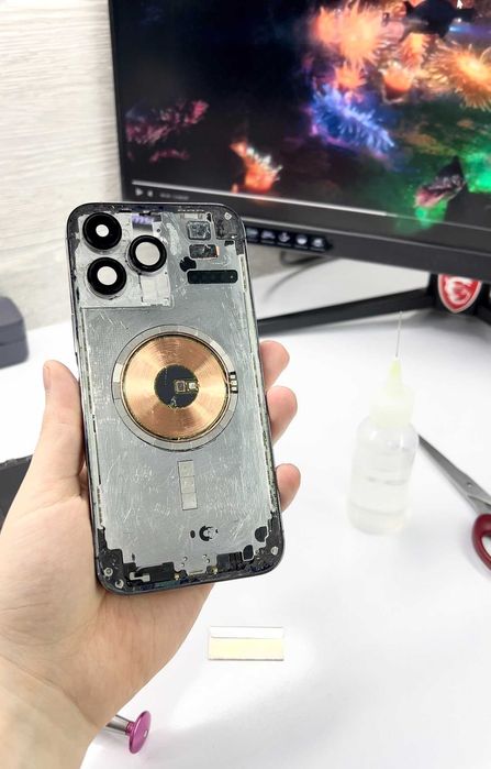 Замена заднего стекла iPhone