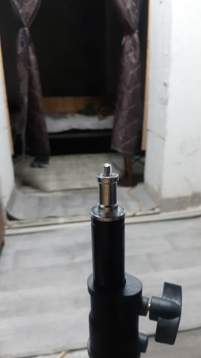 Продам освитительную стойку