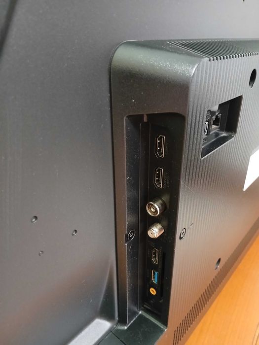 TCL 43Qled 4K като нов.