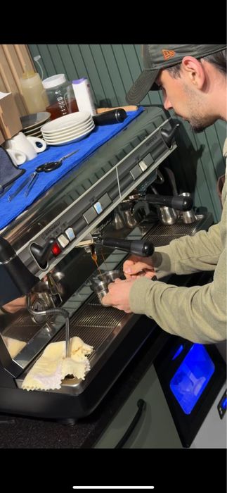 Coffee shop кофейня тайёр юриб турган пул топар бизнес арзон нархда