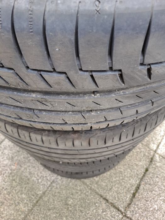Set de 4 cauciucuri vara Continental 235 45 R19