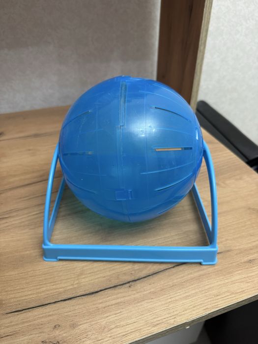 Клетка для хомяка, шарик и наполнитель