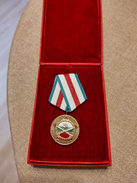 Медали,ордени,значки