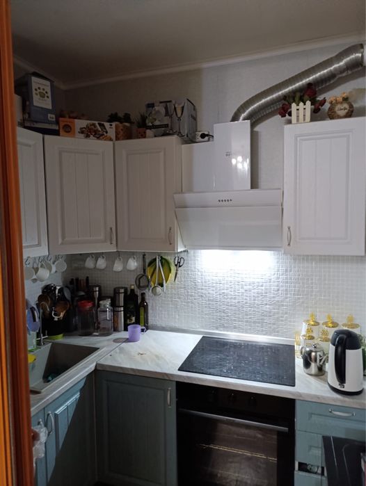 продам вытяжку отличного качества