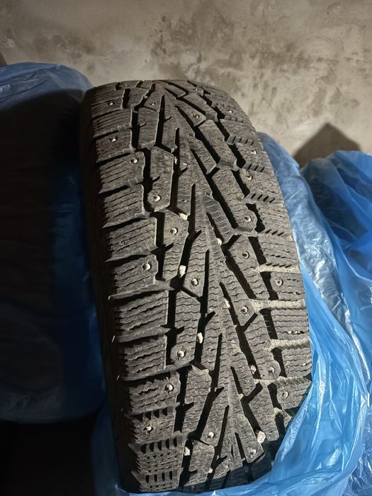 Продам коплект резины на 15