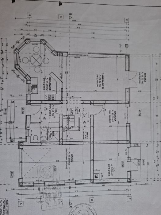 Casă la rosu +teren