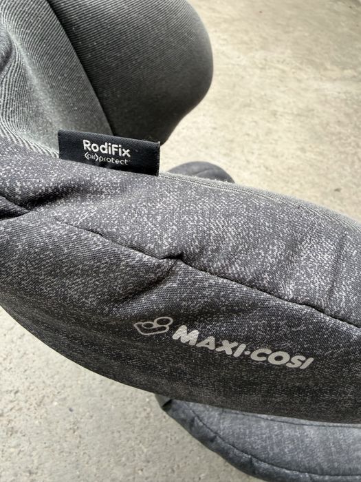 Scaun auto Maxi Cosi RodiFix air protect