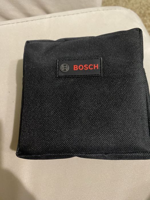 Лазарен нивелир BOSCH
