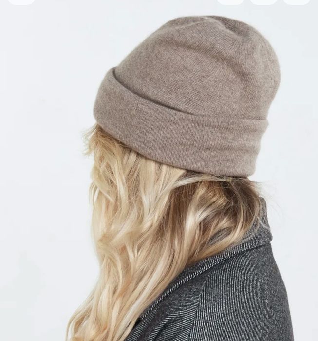 Шапка кашемир Латте цвет