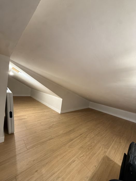 Caut coleg/ă de apartament