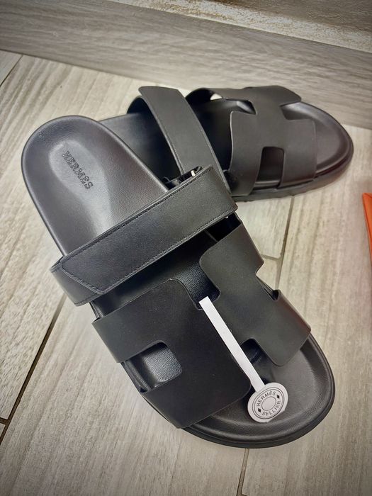 Papuci Hermes Albi/negru