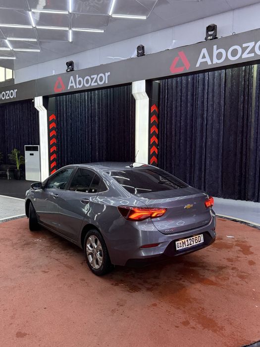 Onix premier 2024 toza