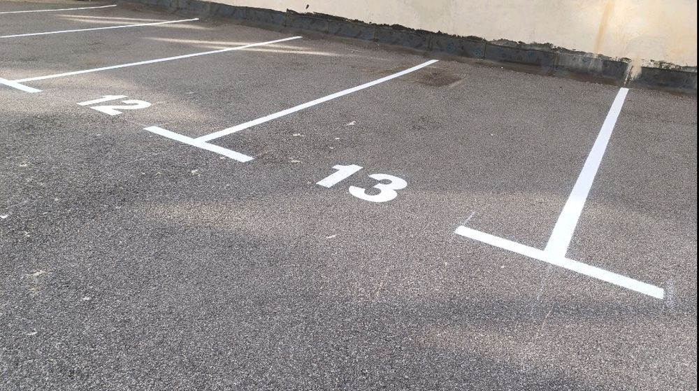 Дава се под наем Гараж / Паркомясто в София, Хладилника - 20 кв.м за 99.45 € - Снимка #1