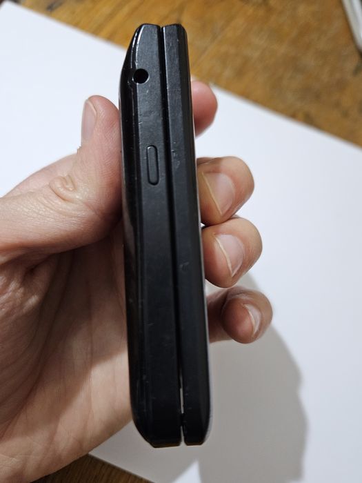 Nokia 2720 Flip продаётся