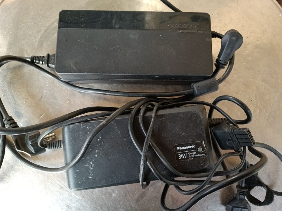 Încărcător bicicleta electrica Giant