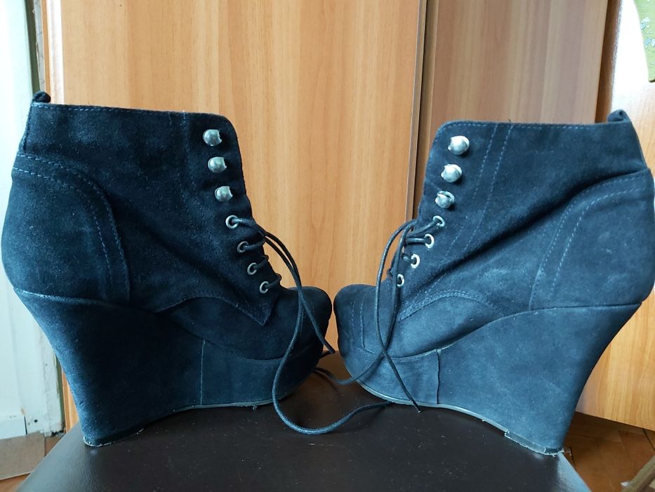 Botine piele întoarsă 38