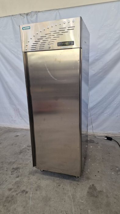 Плюсови хладилници изцяло от неръждаема стомана