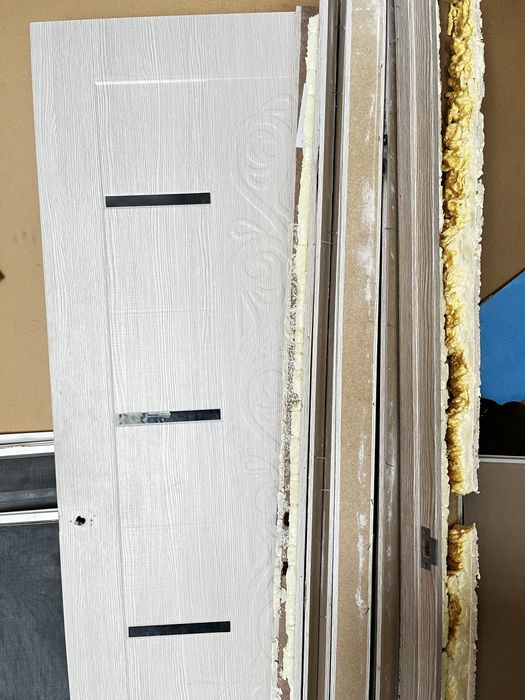 продам меж комнатные двери