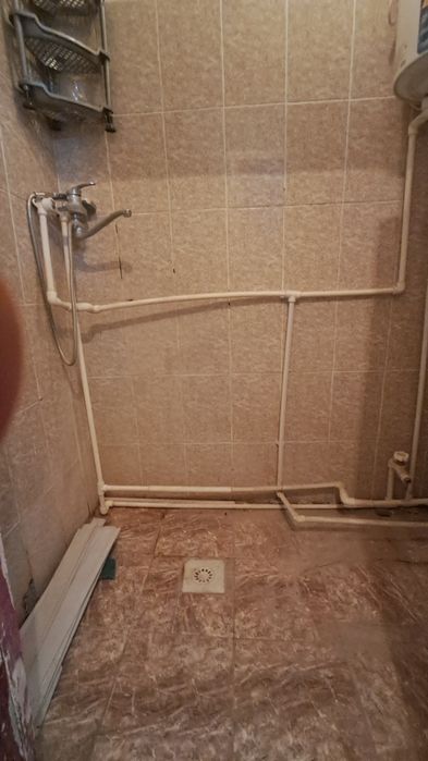 Срочно продаётся 1 комнатная квартира, Шота Руставели, 11 поликлиника