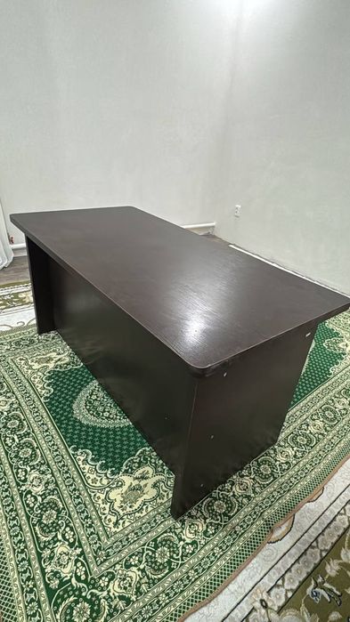 Продам письменный стол