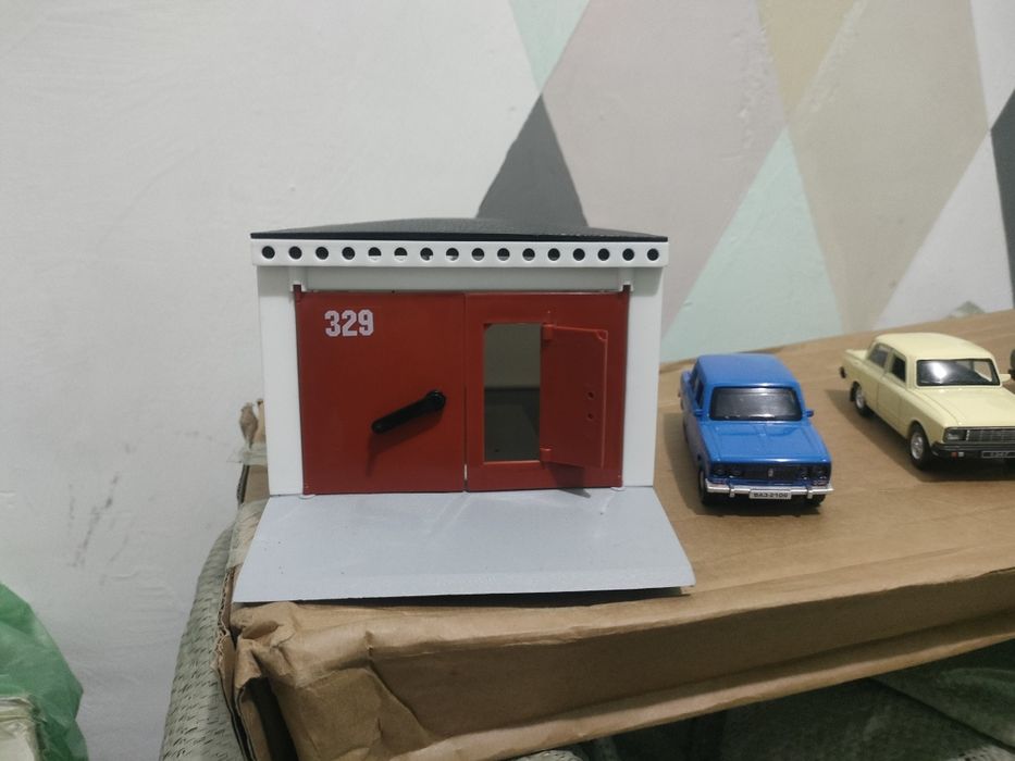 Продам коллекционные машинки,модели,машины