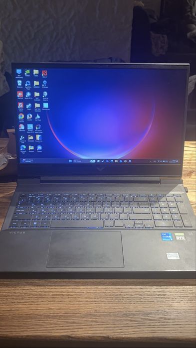 Ноутбук HP victus