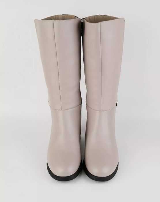 Новые зимние сапоги