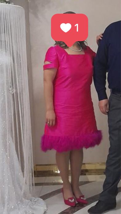 Яркие платья на той