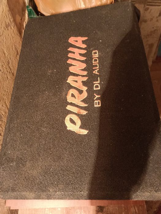 Продаю сабвуфер хорошее состояние