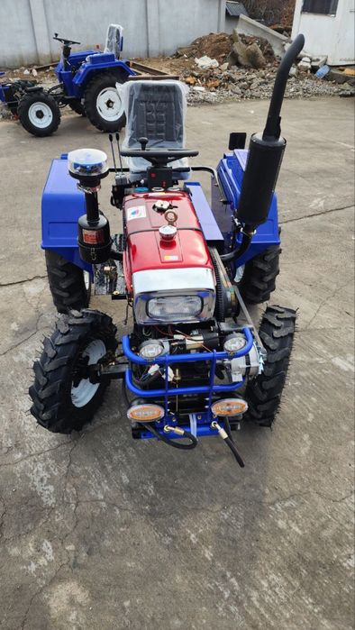 Mini traktor 24 ot kuchi Dizel Yangi