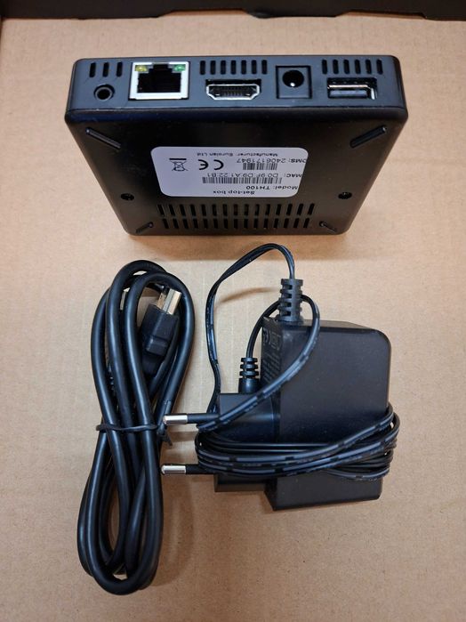 IPTV приемник MAG TH100 (2 бр.) – Перфектно състояние