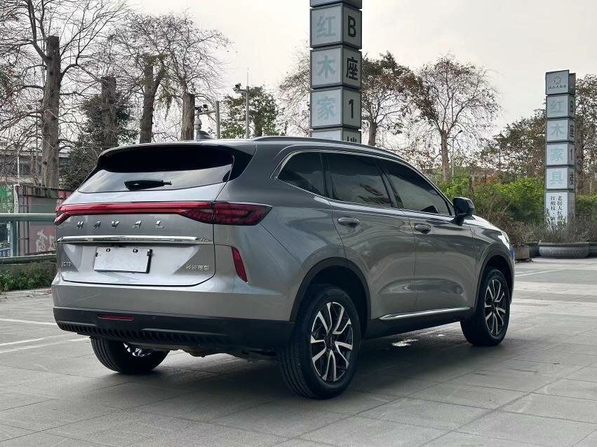 Фонарь задний оригинальный Haval H6