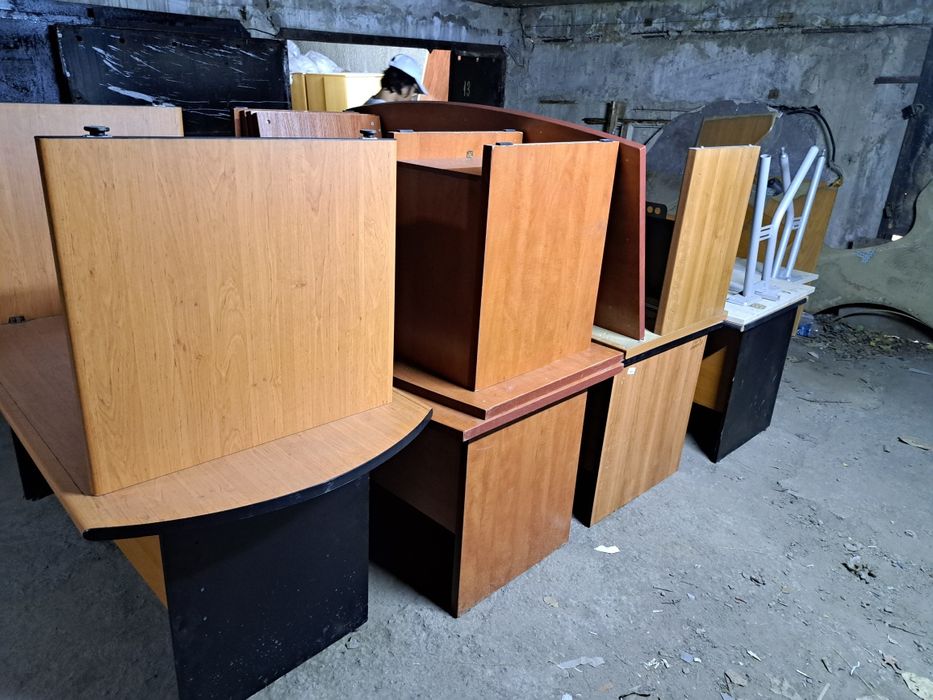 Столы офисные. Доставка через Индрайвер