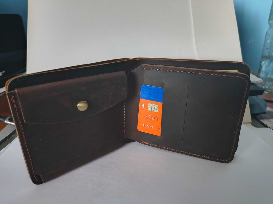 Portofel handmade din piele naturala de bovina maro inchis