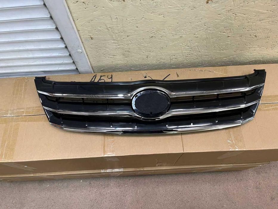 Решетка, Бампер на Toyota Avalon 2005- (Тайвань) / Тойота Авалон 2008