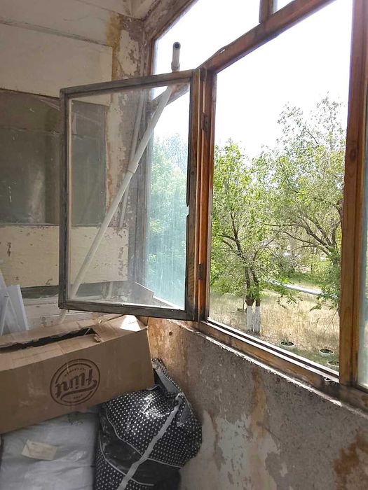 Продам 2х ком кв. Сейфулл, 2эт