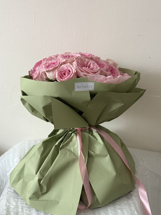 Продам пионовидный букет роз